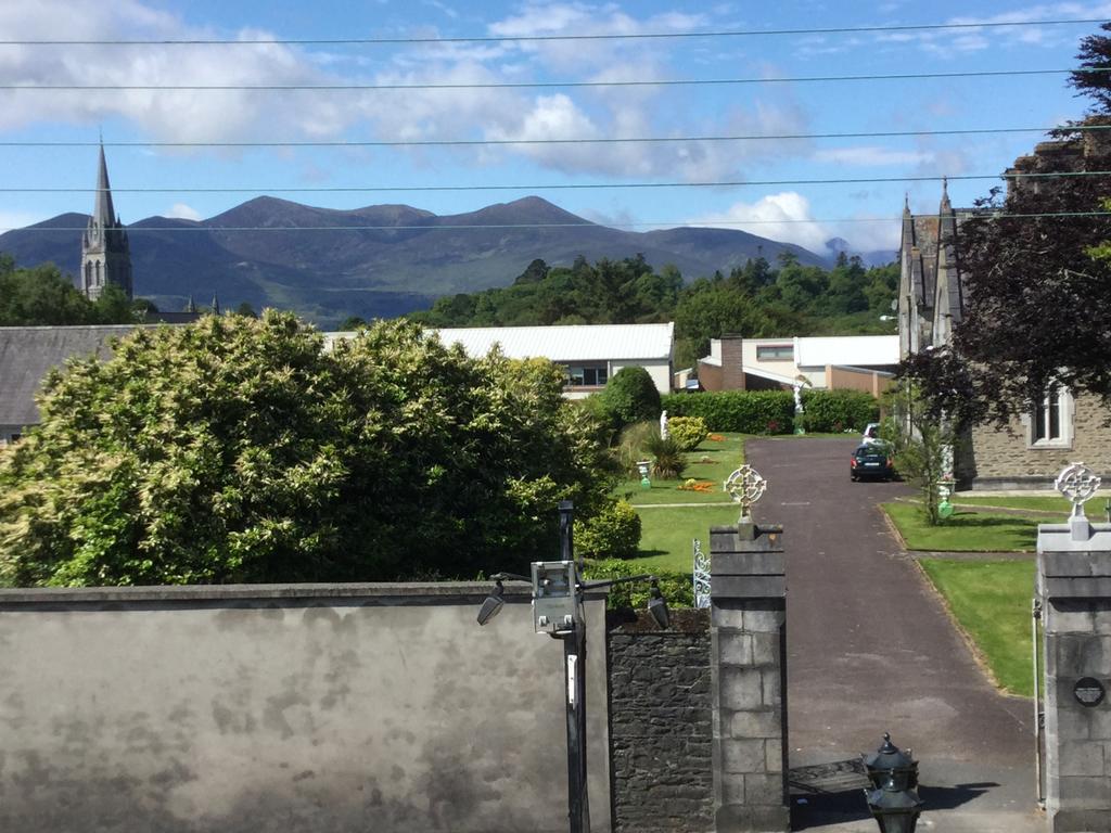 Rathmore House Bed and Breakfast Killarney Buitenkant foto